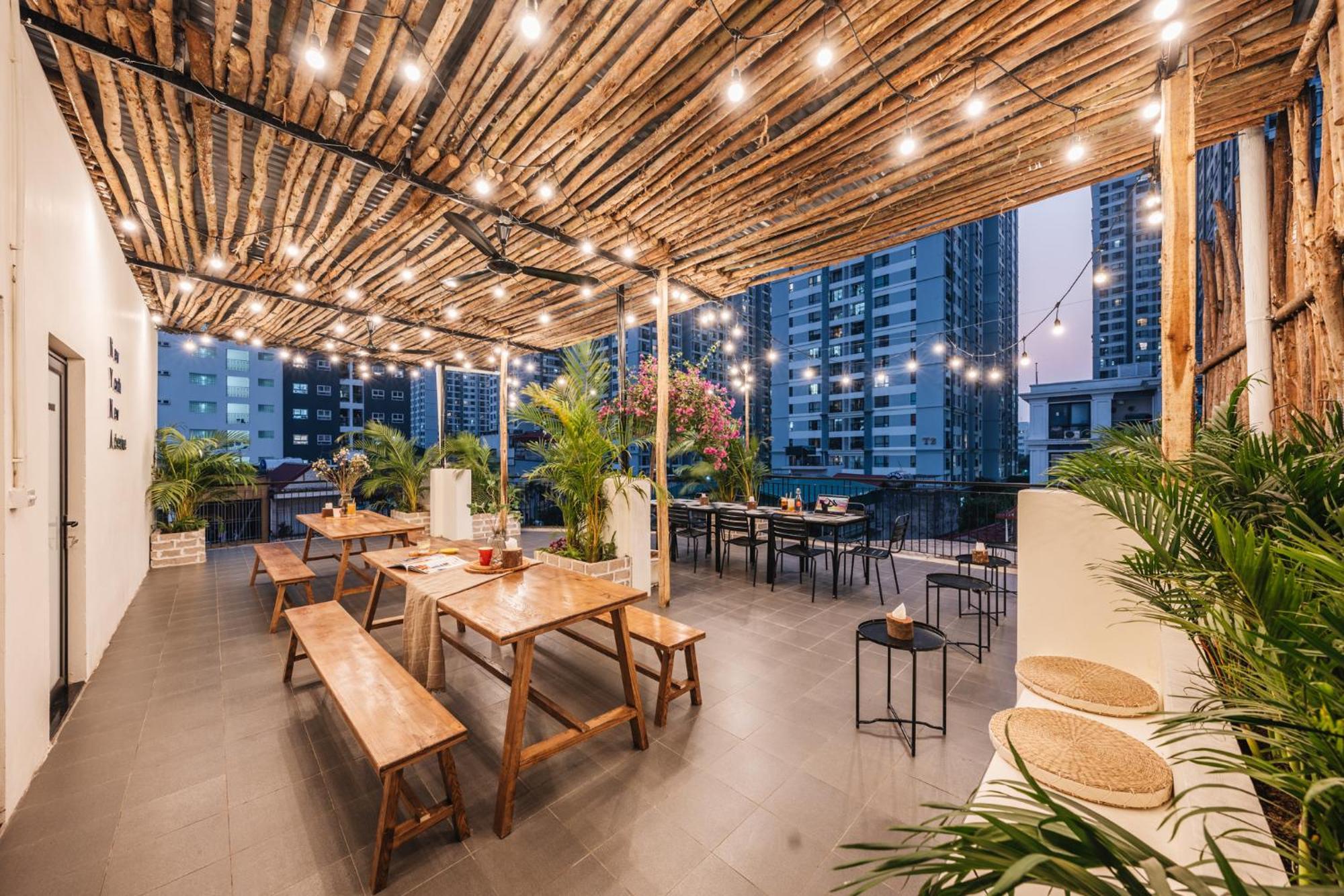 Căn hộ Opulent Skyline Retreat - Elevated Living - Inspired Design *