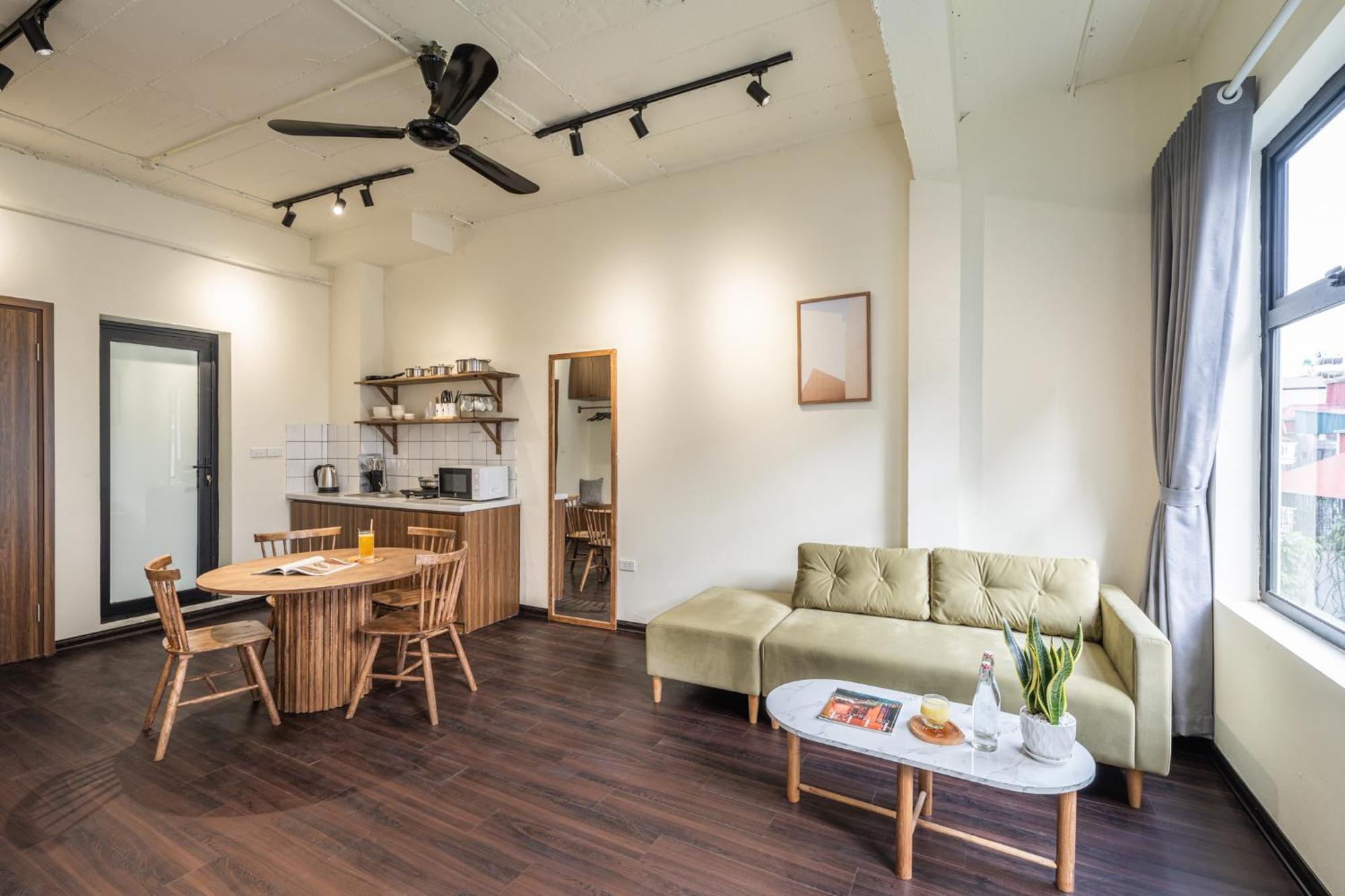 Opulent Skyline Retreat - Elevated Living - Inspired Design Hà Nội