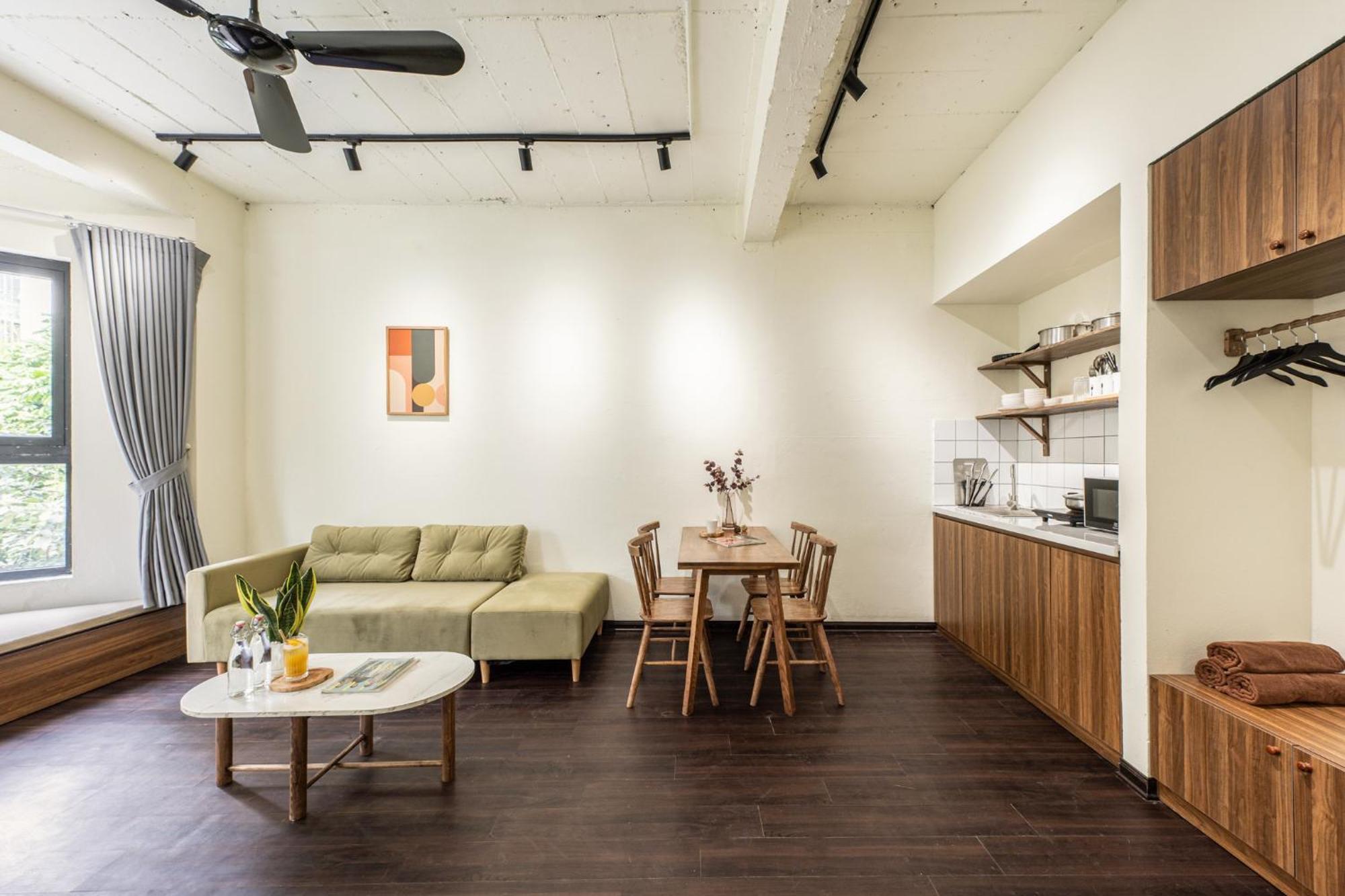 Opulent Skyline Retreat - Elevated Living - Inspired Design * Hà Nội
