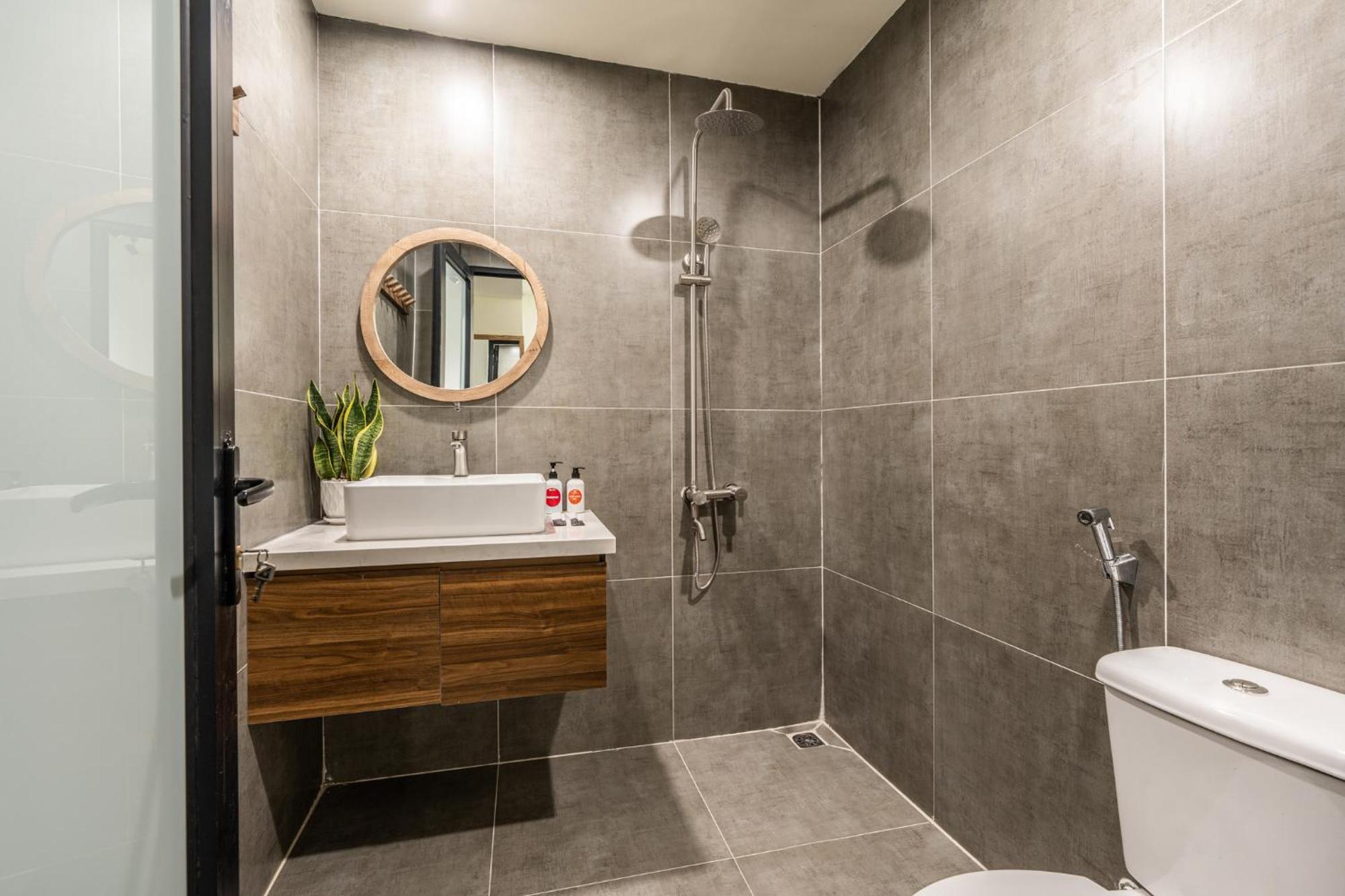 Opulent Skyline Retreat - Elevated Living - Inspired Design Căn hộ